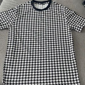 SHEIN men dogtooth Tshirt